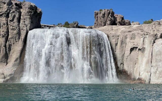 Chris kayaking at Shoshone Falls Chris kayaking at Shoshone Falls